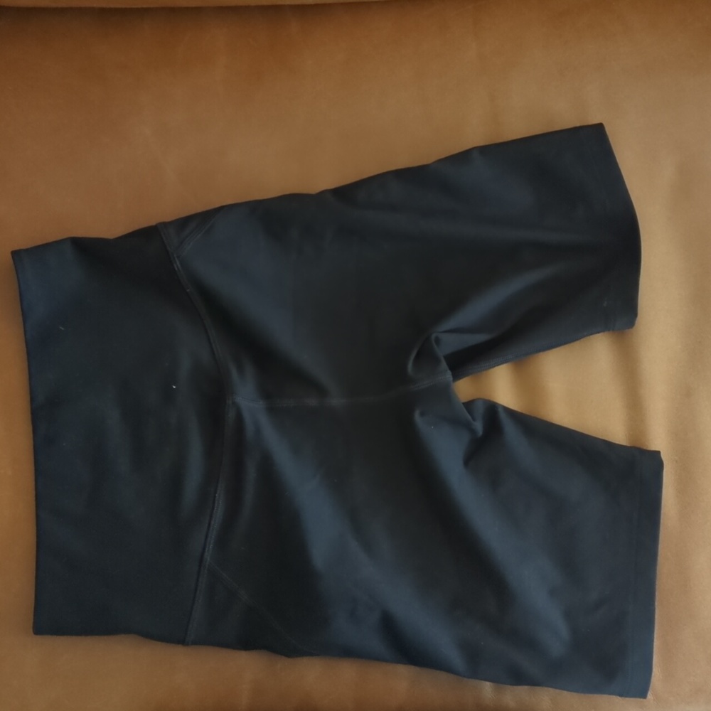 Girlfriend Collective bicycle shorts - sz small - Picture 3 of 3